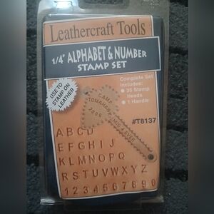 NIB Leathercraft Alphabet and Number Stamp Set And Tool